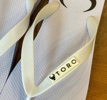 Chinelo Toro Logo branco